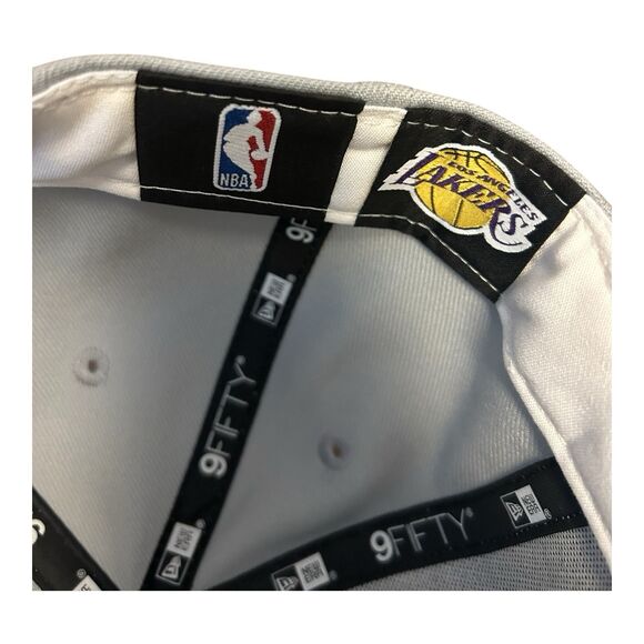 Los Angeles Lakers Big Logo New Era 9FIFTY NBA Tip Off Snapback Cap Hat - Picture 12 of 13